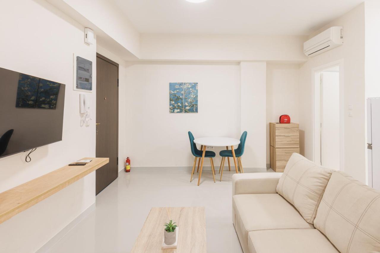 Fully Renovated Luxurious Semi-Basement Studio Αθήνα Εξωτερικό φωτογραφία