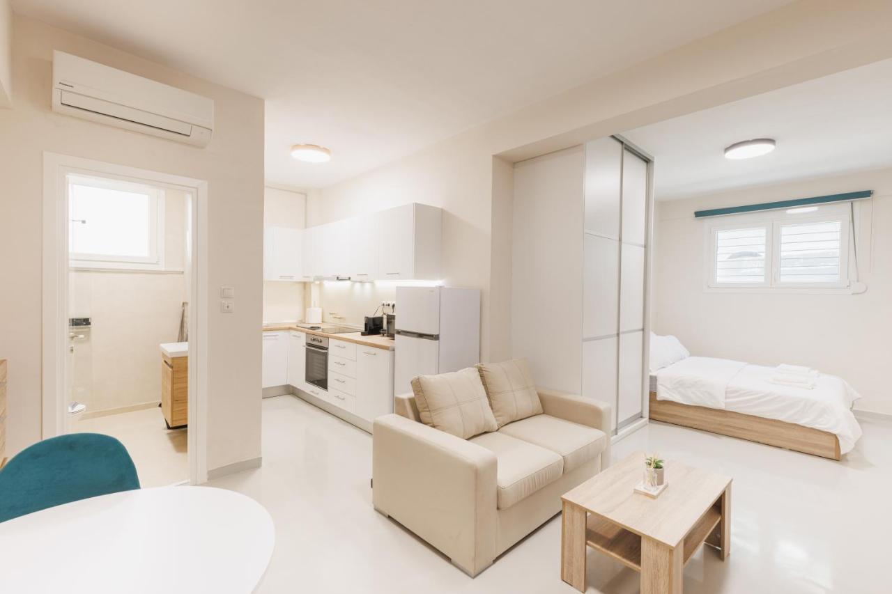 Fully Renovated Luxurious Semi-Basement Studio Αθήνα Εξωτερικό φωτογραφία
